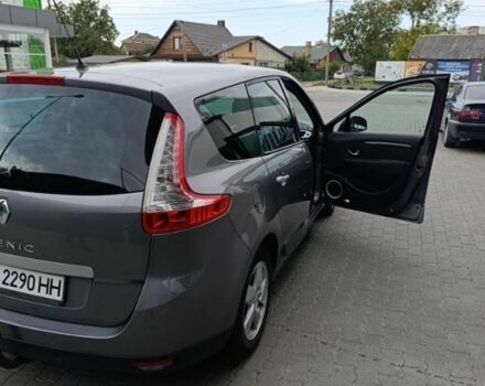 Серый Рено Сценик III, объемом двигателя 1.9 л и пробегом 300 тыс. км за 7000 $, фото 12 на Automoto.ua