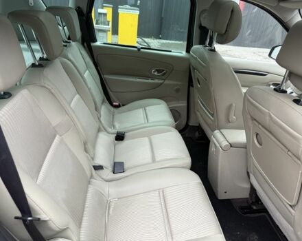 Серый Рено Сценик III, объемом двигателя 1.5 л и пробегом 208 тыс. км за 5700 $, фото 6 на Automoto.ua