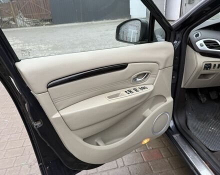 Серый Рено Сценик III, объемом двигателя 1.5 л и пробегом 208 тыс. км за 5700 $, фото 17 на Automoto.ua