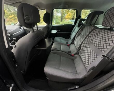 Серый Рено Сценик III, объемом двигателя 1.6 л и пробегом 269 тыс. км за 6900 $, фото 18 на Automoto.ua