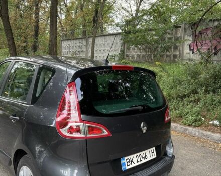 Серый Рено Сценик III, объемом двигателя 1.5 л и пробегом 270 тыс. км за 5500 $, фото 5 на Automoto.ua