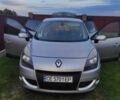 Серый Рено Сценик III, объемом двигателя 1.5 л и пробегом 214 тыс. км за 6500 $, фото 5 на Automoto.ua