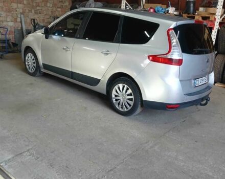 Сірий Рено Сценік III, об'ємом двигуна 1.5 л та пробігом 436 тис. км за 6500 $, фото 6 на Automoto.ua