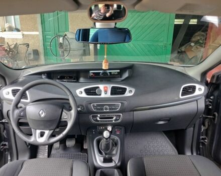 Серый Рено Сценик III, объемом двигателя 1.4 л и пробегом 277 тыс. км за 5950 $, фото 6 на Automoto.ua