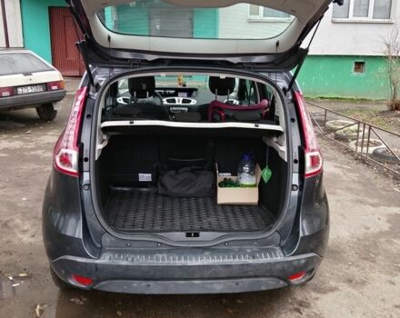 Серый Рено Сценик III, объемом двигателя 1.5 л и пробегом 320 тыс. км за 6900 $, фото 7 на Automoto.ua