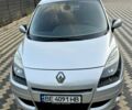 Рено Сценик III 2010 в Николаеве на Automoto.ua Серый Рено Сценик III, объемом двигателя 1.5 л и пробегом 257 тыс. км за 6600 $, фото 1 на Automoto.ua