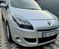 Рено Сценик III 2010 в Николаеве на Automoto.ua Серый Рено Сценик III, объемом двигателя 1.5 л и пробегом 257 тыс. км за 6600 $, фото 1 на Automoto.ua