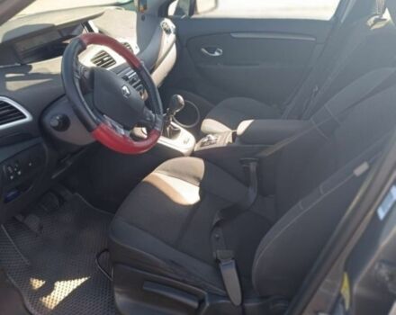 Серый Рено Сценик III, объемом двигателя 1.4 л и пробегом 172 тыс. км за 5300 $, фото 2 на Automoto.ua