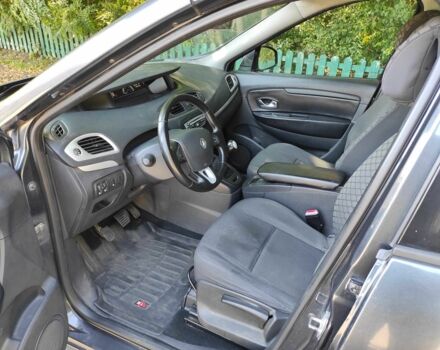 Серый Рено Сценик III, объемом двигателя 1.5 л и пробегом 336 тыс. км за 6000 $, фото 7 на Automoto.ua