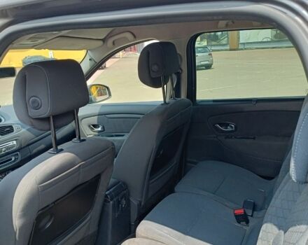 Серый Рено Сценик III, объемом двигателя 1.5 л и пробегом 217 тыс. км за 7000 $, фото 4 на Automoto.ua