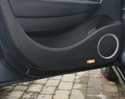 Серый Рено Сценик III, объемом двигателя 1.9 л и пробегом 238 тыс. км за 7300 $, фото 5 на Automoto.ua