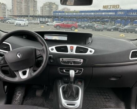 Серый Рено Сценик III, объемом двигателя 1.5 л и пробегом 224 тыс. км за 7500 $, фото 12 на Automoto.ua