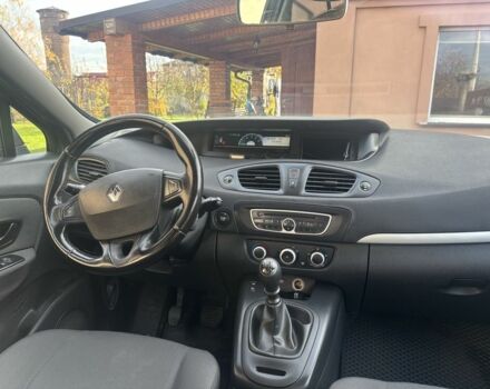 Серый Рено Сценик III, объемом двигателя 1.5 л и пробегом 261 тыс. км за 7000 $, фото 6 на Automoto.ua