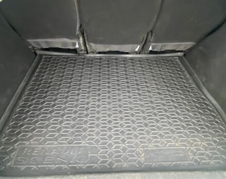 Серый Рено Сценик III, объемом двигателя 1.5 л и пробегом 260 тыс. км за 5300 $, фото 6 на Automoto.ua