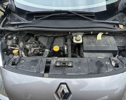 Серый Рено Сценик III, объемом двигателя 1.5 л и пробегом 261 тыс. км за 7000 $, фото 5 на Automoto.ua