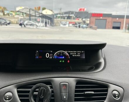 Рено Сценик III 2012 в Хмельницком на Automoto.ua Серый Рено Сценик III, объемом двигателя 1.5 л и пробегом 237 тыс. км за 7000 $, фото 6 на Automoto.ua