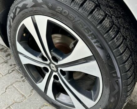 Рено Сценик III 2012 в Хмельницком на Automoto.ua Серый Рено Сценик III, объемом двигателя 1.5 л и пробегом 237 тыс. км за 7000 $, фото 3 на Automoto.ua