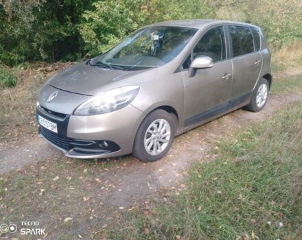 Сірий Рено Сценік III, об'ємом двигуна 1.5 л та пробігом 280 тис. км за 7500 $, фото 1 на Automoto.ua