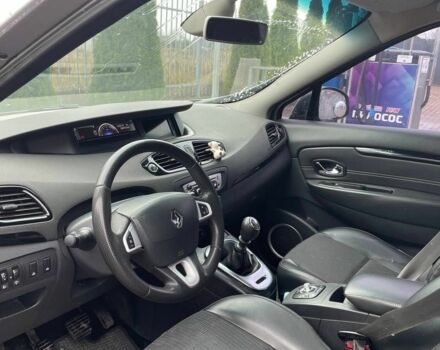 Сірий Рено Сценік III, об'ємом двигуна 1.6 л та пробігом 322 тис. км за 7900 $, фото 13 на Automoto.ua