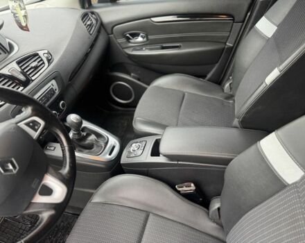 Сірий Рено Сценік III, об'ємом двигуна 1.5 л та пробігом 257 тис. км за 7400 $, фото 18 на Automoto.ua