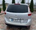 Сірий Рено Сценік III, об'ємом двигуна 1.6 л та пробігом 322 тис. км за 7900 $, фото 7 на Automoto.ua