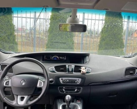 Сірий Рено Сценік III, об'ємом двигуна 1.6 л та пробігом 322 тис. км за 7900 $, фото 12 на Automoto.ua