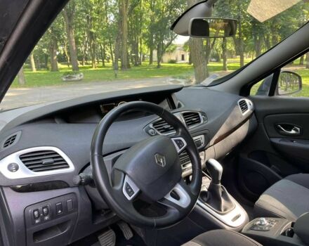 Рено Сценик III 2012 в Чернигове на Automoto.ua Серый Рено Сценик III, объемом двигателя 1.5 л и пробегом 265 тыс. км за 6300 $, фото 11 на Automoto.ua