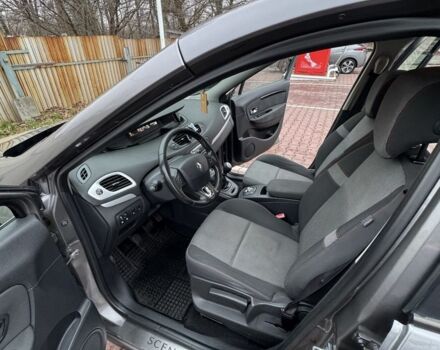 Сірий Рено Сценік III, об'ємом двигуна 1.6 л та пробігом 251 тис. км за 9299 $, фото 22 на Automoto.ua