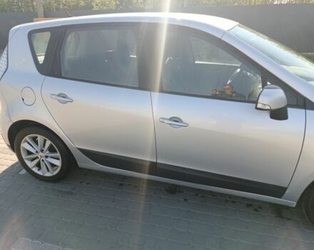 Сірий Рено Сценік III, об'ємом двигуна 1.5 л та пробігом 251 тис. км за 7200 $, фото 3 на Automoto.ua