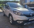 Серый Рено Сценик III, объемом двигателя 1.6 л и пробегом 352 тыс. км за 10200 $, фото 1 на Automoto.ua