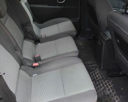 Серый Рено Сценик III, объемом двигателя 1.5 л и пробегом 300 тыс. км за 7500 $, фото 4 на Automoto.ua