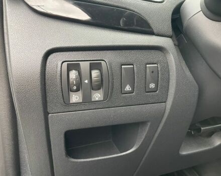 Серый Рено Сценик III, объемом двигателя 1.5 л и пробегом 230 тыс. км за 9000 $, фото 11 на Automoto.ua