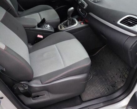 Серый Рено Сценик III, объемом двигателя 1.5 л и пробегом 300 тыс. км за 7500 $, фото 3 на Automoto.ua