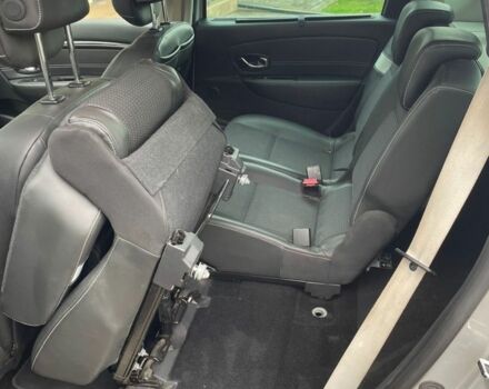 Серый Рено Сценик III, объемом двигателя 1.5 л и пробегом 230 тыс. км за 9000 $, фото 15 на Automoto.ua