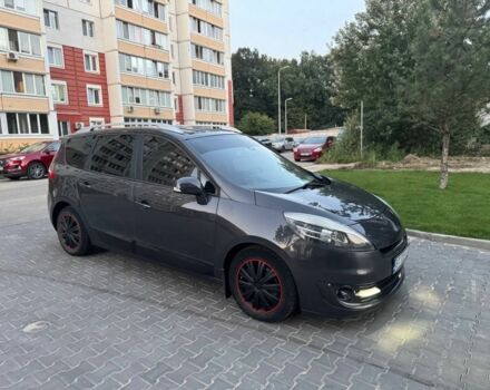 Серый Рено Сценик III, объемом двигателя 1.5 л и пробегом 300 тыс. км за 6000 $, фото 14 на Automoto.ua