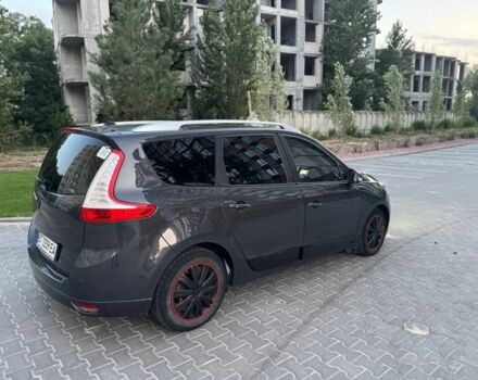 Серый Рено Сценик III, объемом двигателя 1.5 л и пробегом 300 тыс. км за 6000 $, фото 13 на Automoto.ua