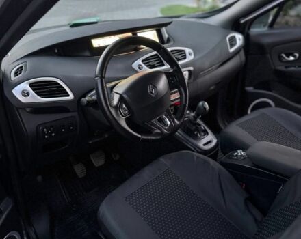 Серый Рено Сценик III, объемом двигателя 1.5 л и пробегом 300 тыс. км за 6000 $, фото 5 на Automoto.ua