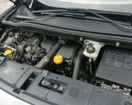 Серый Рено Сценик III, объемом двигателя 1.5 л и пробегом 288 тыс. км за 11000 $, фото 4 на Automoto.ua