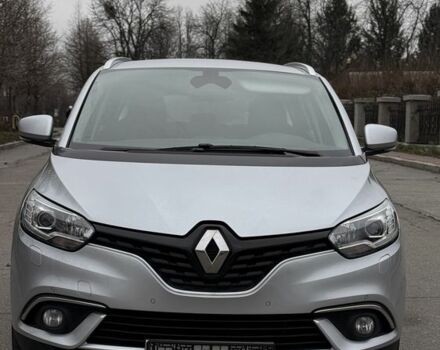 Сірий Рено Сценік III, об'ємом двигуна 1.7 л та пробігом 157 тис. км за 14999 $, фото 4 на Automoto.ua