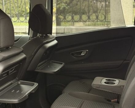 Сірий Рено Сценік III, об'ємом двигуна 1.7 л та пробігом 157 тис. км за 14999 $, фото 21 на Automoto.ua