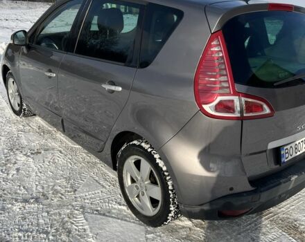 Серый Рено Сценик III, объемом двигателя 1.5 л и пробегом 230 тыс. км за 5799 $, фото 4 на Automoto.ua