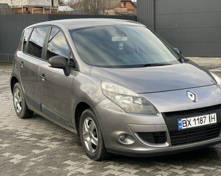 Серый Рено Сценик III, объемом двигателя 1.5 л и пробегом 290 тыс. км за 5700 $, фото 2 на Automoto.ua
