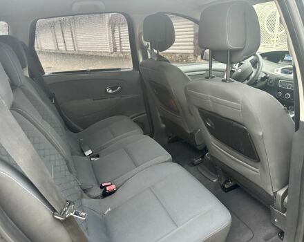 Серый Рено Сценик III, объемом двигателя 1.5 л и пробегом 250 тыс. км за 4750 $, фото 7 на Automoto.ua