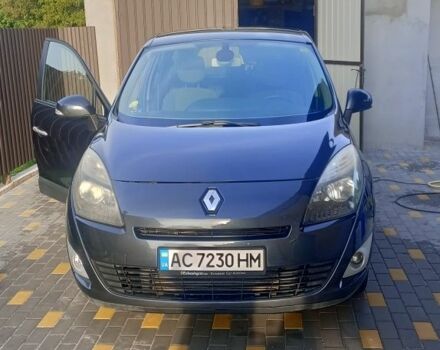 Серый Рено Сценик III, объемом двигателя 1.5 л и пробегом 209 тыс. км за 6800 $, фото 7 на Automoto.ua