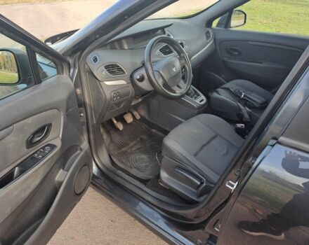 Серый Рено Сценик III, объемом двигателя 1.5 л и пробегом 286 тыс. км за 6400 $, фото 7 на Automoto.ua