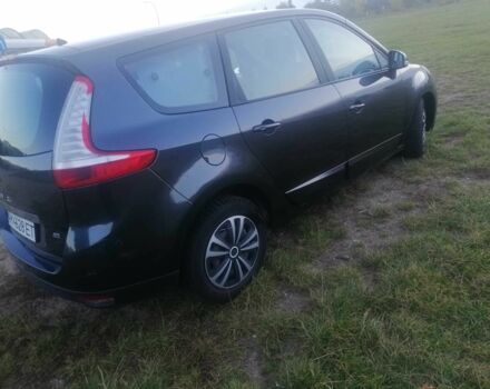 Серый Рено Сценик III, объемом двигателя 1.6 л и пробегом 295 тыс. км за 6800 $, фото 10 на Automoto.ua