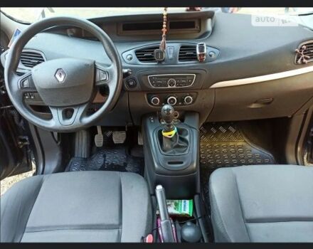 Серый Рено Сценик III, объемом двигателя 1.5 л и пробегом 270 тыс. км за 5700 $, фото 4 на Automoto.ua