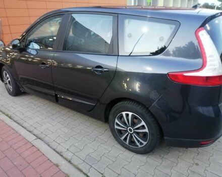 Серый Рено Сценик III, объемом двигателя 1.6 л и пробегом 295 тыс. км за 6800 $, фото 2 на Automoto.ua