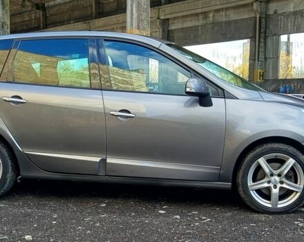 Серый Рено Сценик III, объемом двигателя 1.5 л и пробегом 200 тыс. км за 7300 $, фото 3 на Automoto.ua