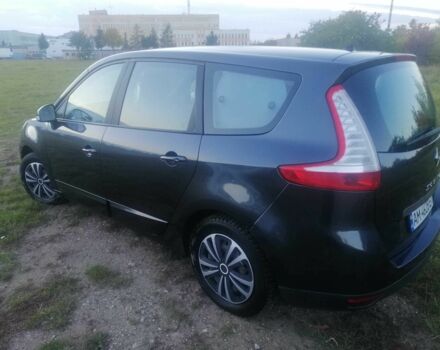 Серый Рено Сценик III, объемом двигателя 1.6 л и пробегом 295 тыс. км за 6800 $, фото 12 на Automoto.ua